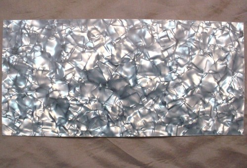 GREY PEARLOID BLANK SELF-STICKING PICKGUARD - ACOUSTIC GUITAR - custom making - 第 1/2 張圖片