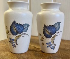 Vintage Axe Vale Pottery Devon Bud Vase Pair - Blue Floral Cream 4.5”