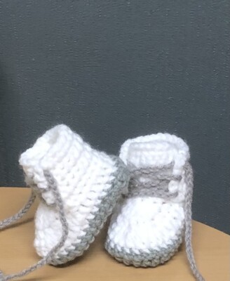 Gehäkelte Neugeborene Baby erste Schuhe Stiefeletten Stiefel Hausschuhe Turnschuhe