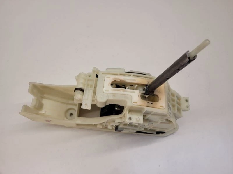 Hyundai Tucson AT 2016 transmisión automática palanca de cambios conjunto de cambios Foto 2 de 4