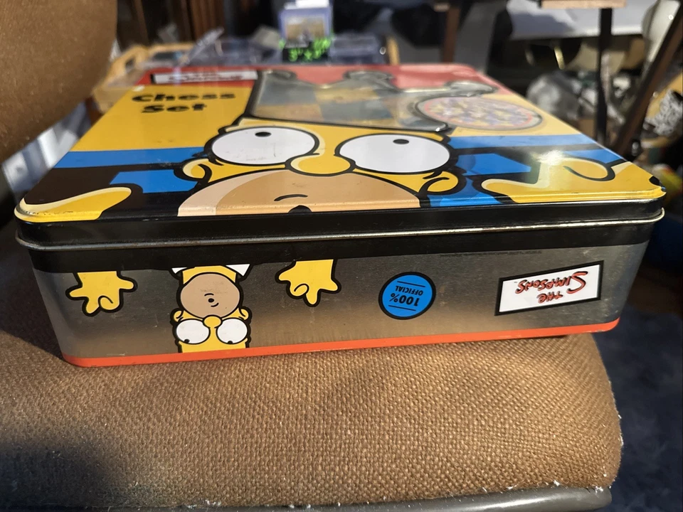 The Simpsons 3D Chess Set In Tin Box Cardinal Complete Set Vintage 2000 - Image 2 of 4