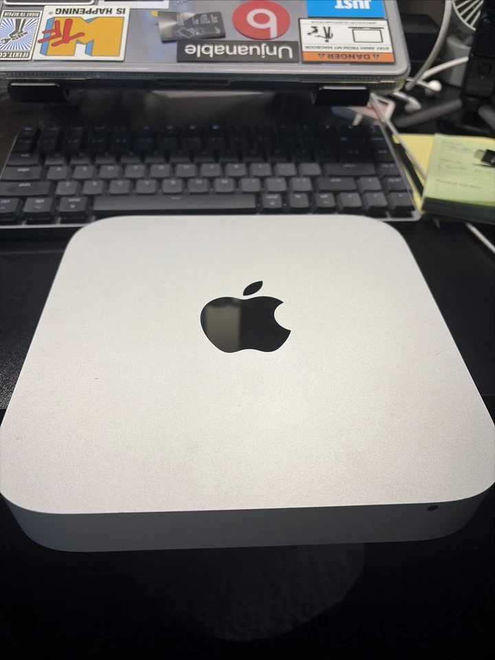 Apple Mac Mini MD387LL/A (240GB SSD Intel Core i5-3210M 2.5GHz 4GB) Silver - Image 2 of 2