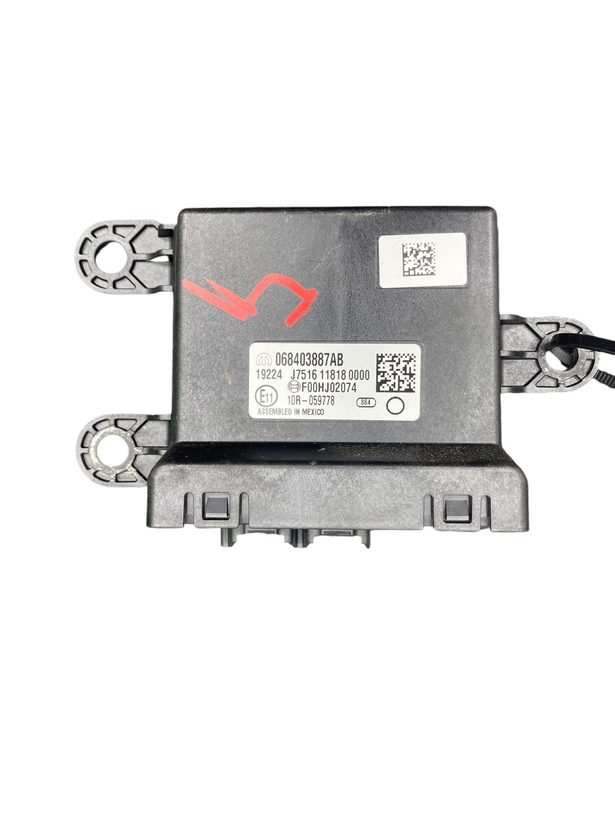 2017 - 2023 MASERATI LEVANTE M161 OEM TELEMATIC GATEWAY CONTROL MODULE 68403887