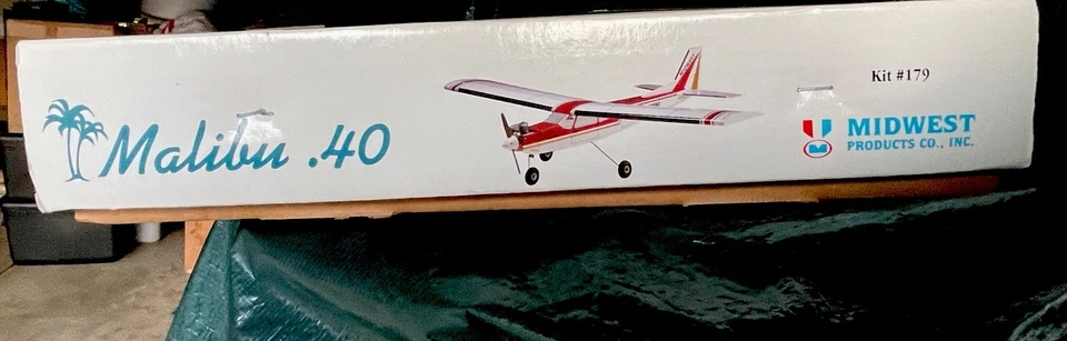 MALIBU .40 Vintage Generation Trainer Airplane ✈️ Kit By MIDWEST PRODUCTS! - Image 4 of 4