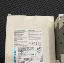 Siemens 3TK2825-1AJ20 NEW SIRIUS Safety Relay UPS WJP0