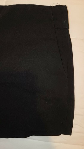 Women's candies black dress shorts cotton blend size 5 zip side Pockets - Picture 2 of 6
