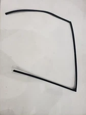 2023 Subaru Outback front right window glass run channel seal oem