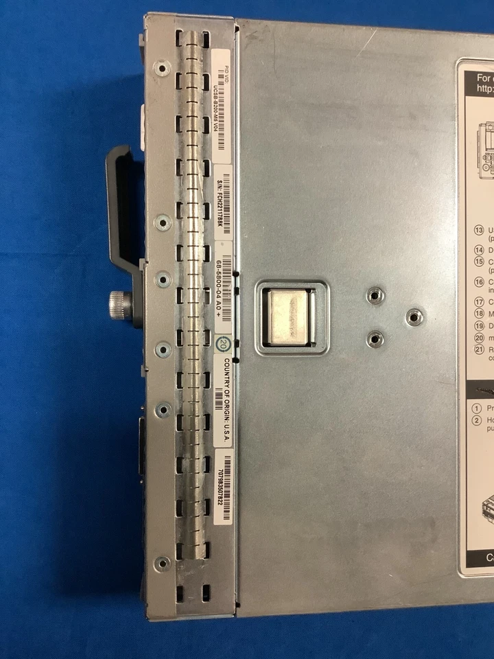 Cisco UCSB-B200-M5 Blade Server 73-17637-09	 CTO Chassis - Image 3 of 4