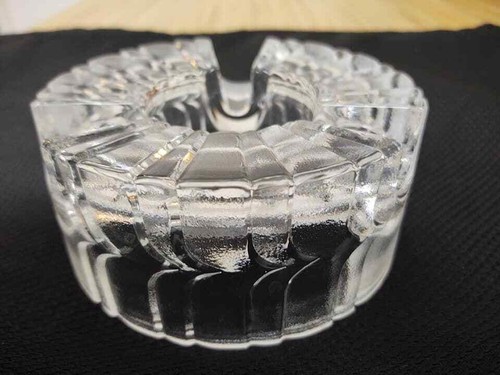 crystal cigar ashtray: Germany 