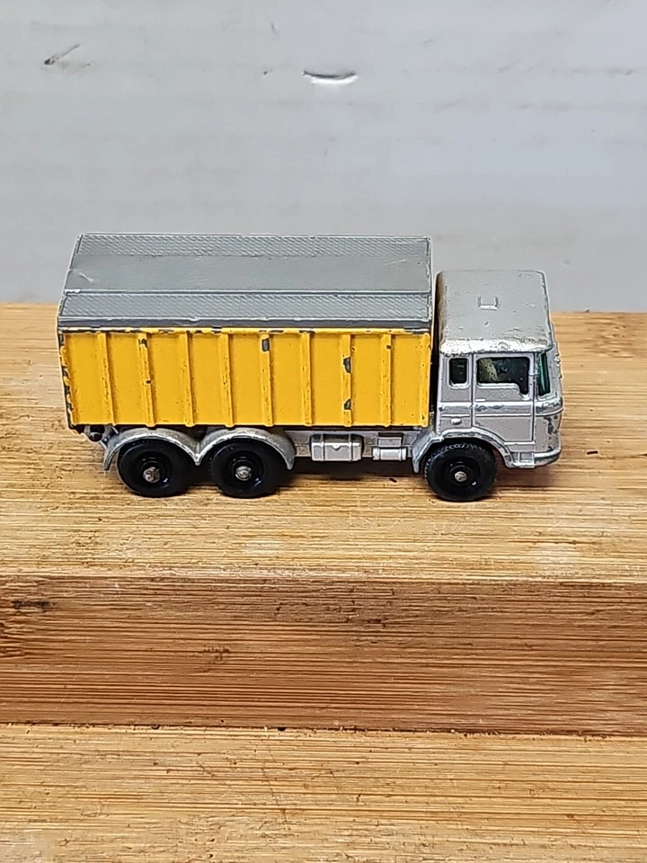 Lesney Matchbox Series #47 DAF Tipper Container Truck - Image 4 of 4