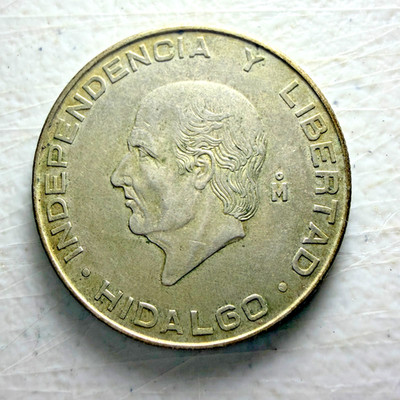 1955 Cinco 5 Peso Mexican Coin 720 Silver