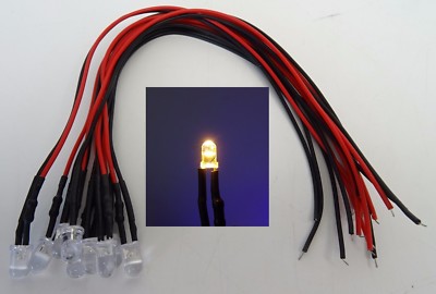 10 Stück LED 5mm z.B als Hausbeleuchtung Warm-Weiß 16V - 24V  Verkabelt (L1)