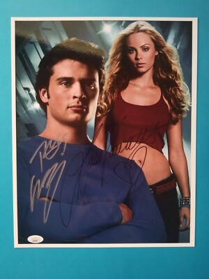 Smallville Cast Signed 8x10 Photo RP Free ShipN! Tom Welling