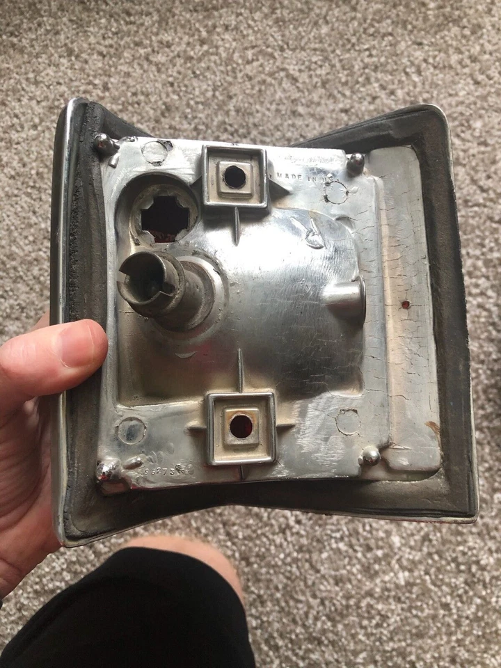 Luz trasera vintage 1970-1972 El Camino GMC Sprint con carcasa OEM 5962733 Foto 4 de 4