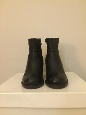 Bottines en cuir à talons Minelli T 36 - Photo 1/4