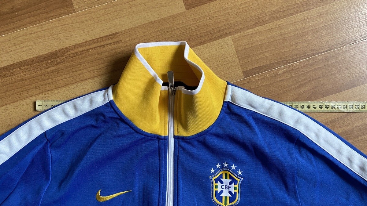 2010 2011 BRAZIL N98 FOOTBALL SOCCER TRACK JACKET NIKE 2010 2011 BRAZIL N98 FOOTBALL SOCCER TRACK JACKET NIKE