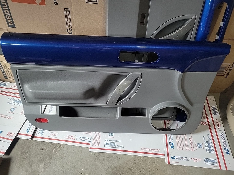 Volkswagen Beetle 1998-2010 convertible paneles de puerta de ventana eléctrica azul/gris Foto 4 de 4