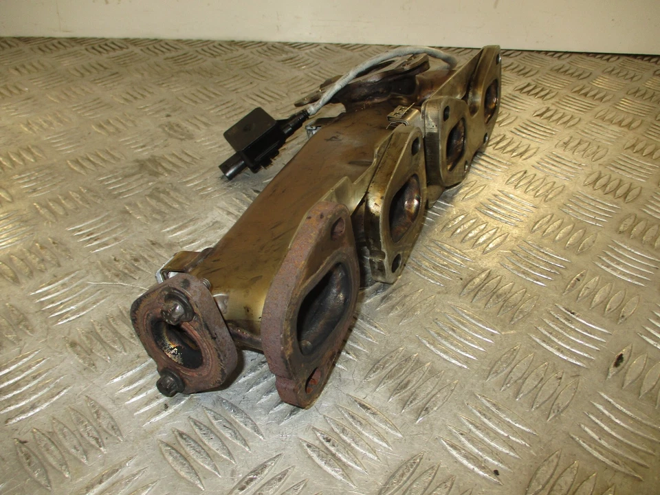 Mercedes GLC 250 2018 4 Matic 2,1 CDi 651,921. Colector de escape PP65114027 35K Foto 3 de 4