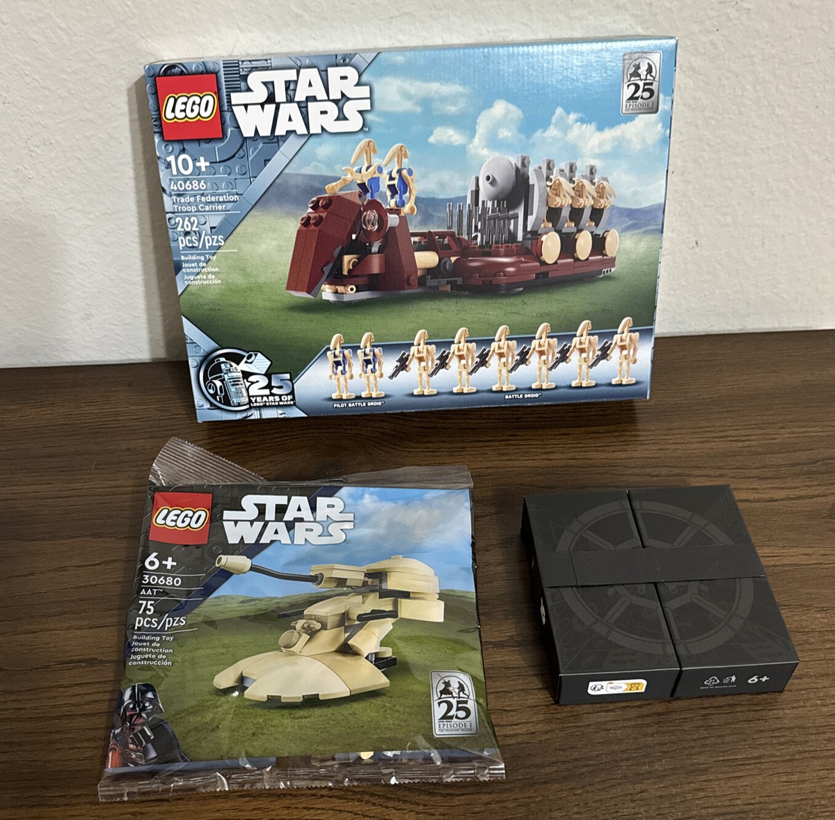 LEGO Star Wars 40686 Troop Carrier, GWP 5008818 Coin/3068 ~ NEW