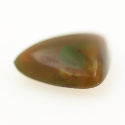 RARE !! OPALE NOIRE ET MULTICOLORE D'ETHIOPIE : 7.5 mm x 5.7