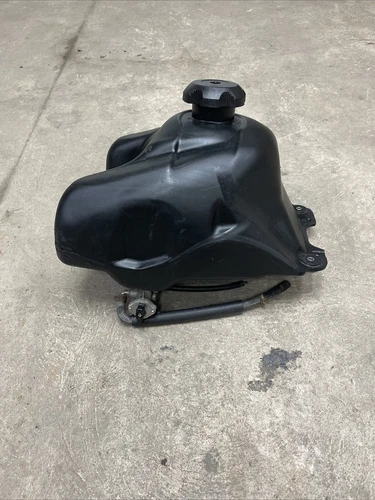 TANK ASSY, FUEL *{MODEL K8}*