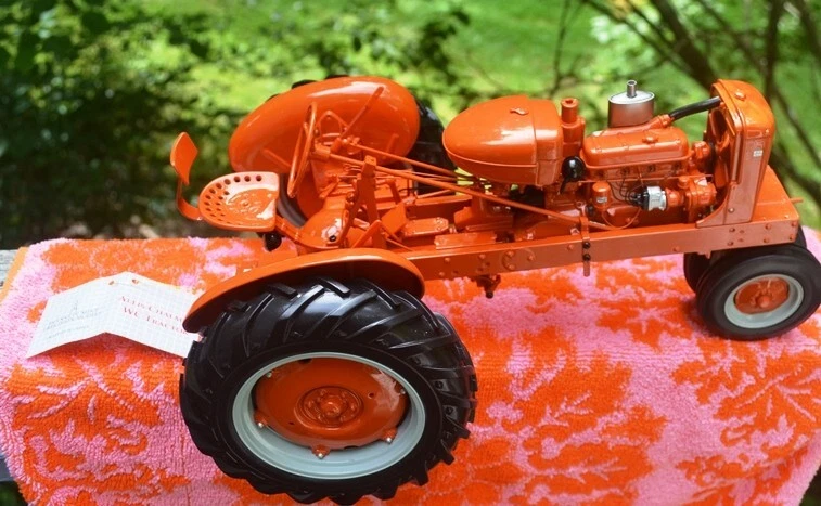 NEW FRANKLIN MINT ALLIS CHALMERS 1:12 SCALE WC TRACTOR METAL DIECAST - Image 2 of 4