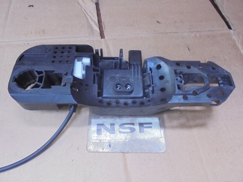 RENAULT MEGANE 2013 NEARSIDE PASSENGER SIDE FRONT CENTRAL LOCKING MOTOR ACTUATOR - Picture 6 of 12