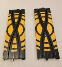 2 Life-Like Racing NASCAR Slot Car 593110 Cross Over Track 9" Criss Lane Race