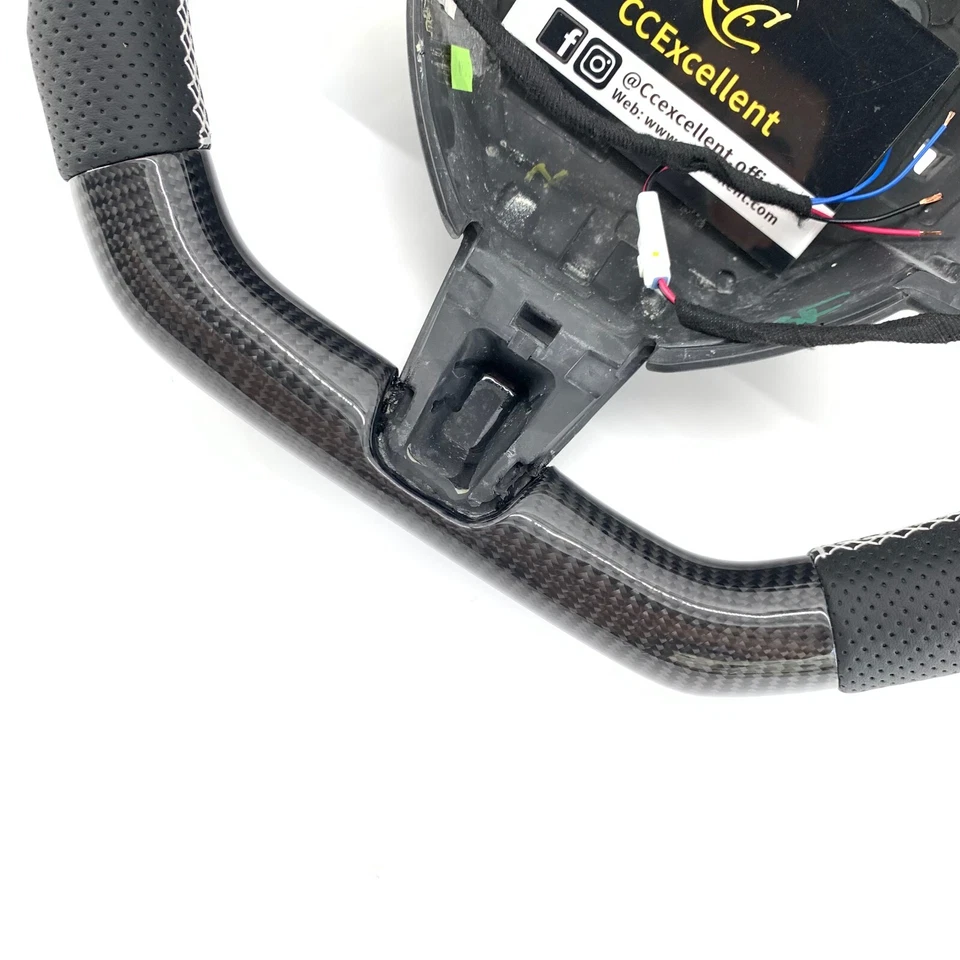 Volante de fibra de carbono personalizado para Jaguar 2007-2009 XK XKR 2008-2015 XF X250 Foto 4 de 4