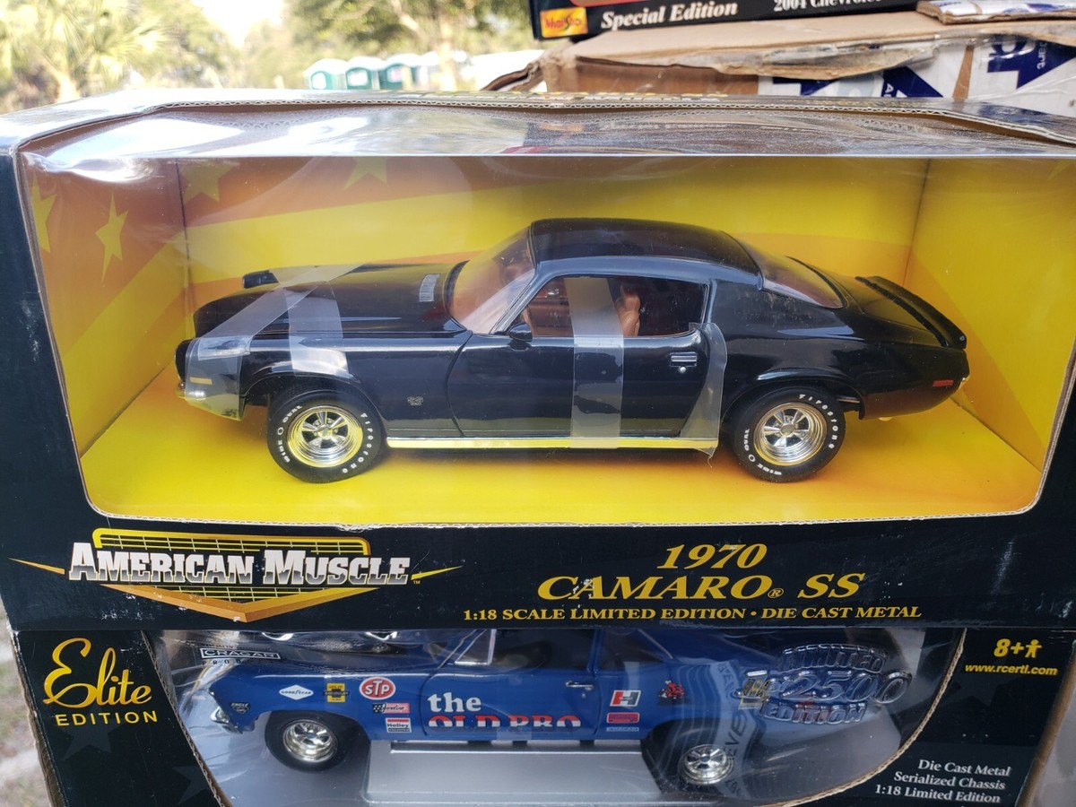 AMERICAN MUSCLE 1970シボレーカマロ 1/18