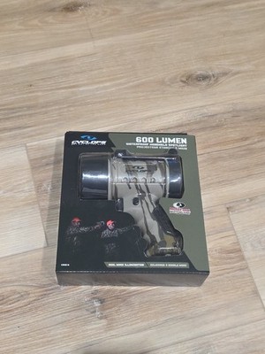Cyclops 600 Lumen Waterproof Handheld Spotlight - Mossy Oak Bottomland 
