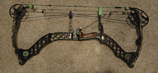Custom Finish Mathews Z7 RH Compound Bow 70lb 29 Inch