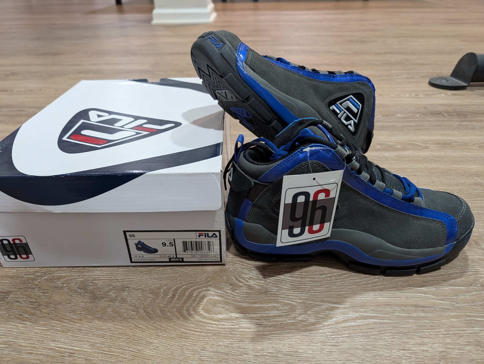 Fila 96 Men's Size 9.5 Basketball Shoes Black/Blue