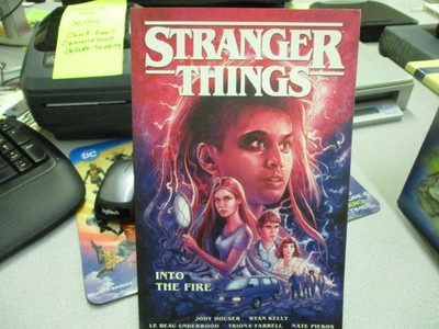 Stranger Things: Into the Fire (Graphic Novel), Houser, Jody