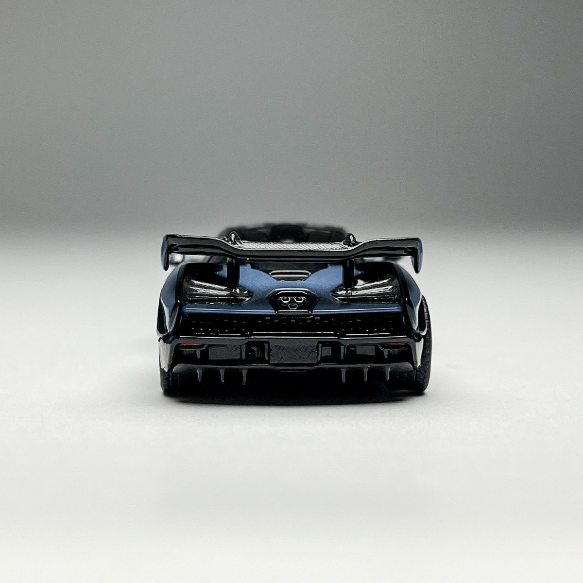 MASDI 1:64 Senna Dark Blue Diecast Model Car