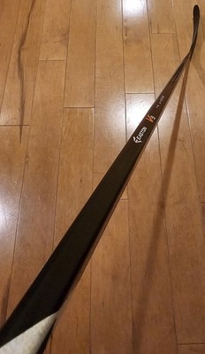  Easton V9 Pro Stock Hockey Stick | RH 12 FISHER | 66.25'' | EXC Condition