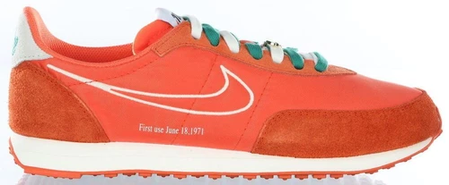 Nike Waffle Trainer 2 First Use - Orange