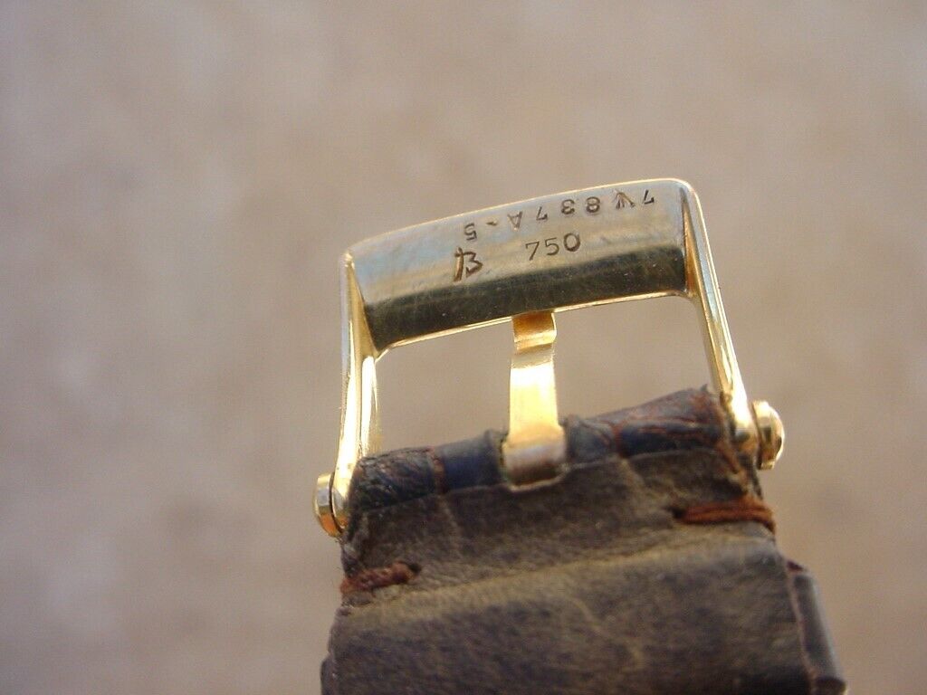 Van Cleef & Arpels Traveler 123038 18K Gold. Only 1000 Made Van Cleef & Arpels Traveler 123038 18K Gold. Only 1000 Made
