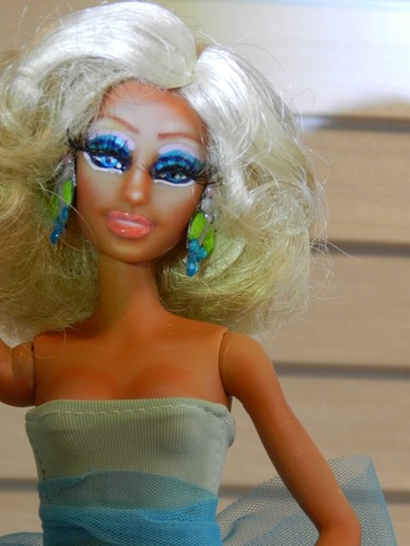 RuPaul Celebrity by DBC Studio Mattel Doll Barbie 5 joints in full Drag - Picture 18 of 18