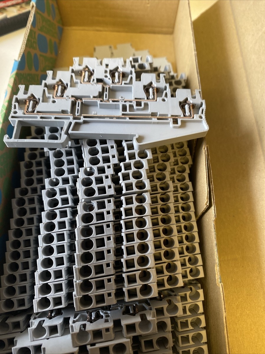 36x Phoenix Contact ST 2.5-3L 3036042 Multi-Level Terminal 36x Phoenix Contact ST 2.5-3L 3036042 Multi-Level Terminal