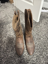 Ariat Heritage R Toe Western Boot