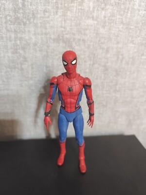 Mafex Spiderman Homecoming No. 047 Medicom Figur + Tom Holland 1/12 Kopfskulpt