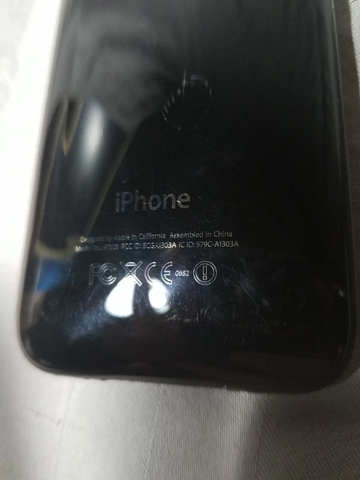 Apple iPhone 3G - Black 8GB - Expanded battery FOR PARTS OR REPAIR! - Image 3 of 4