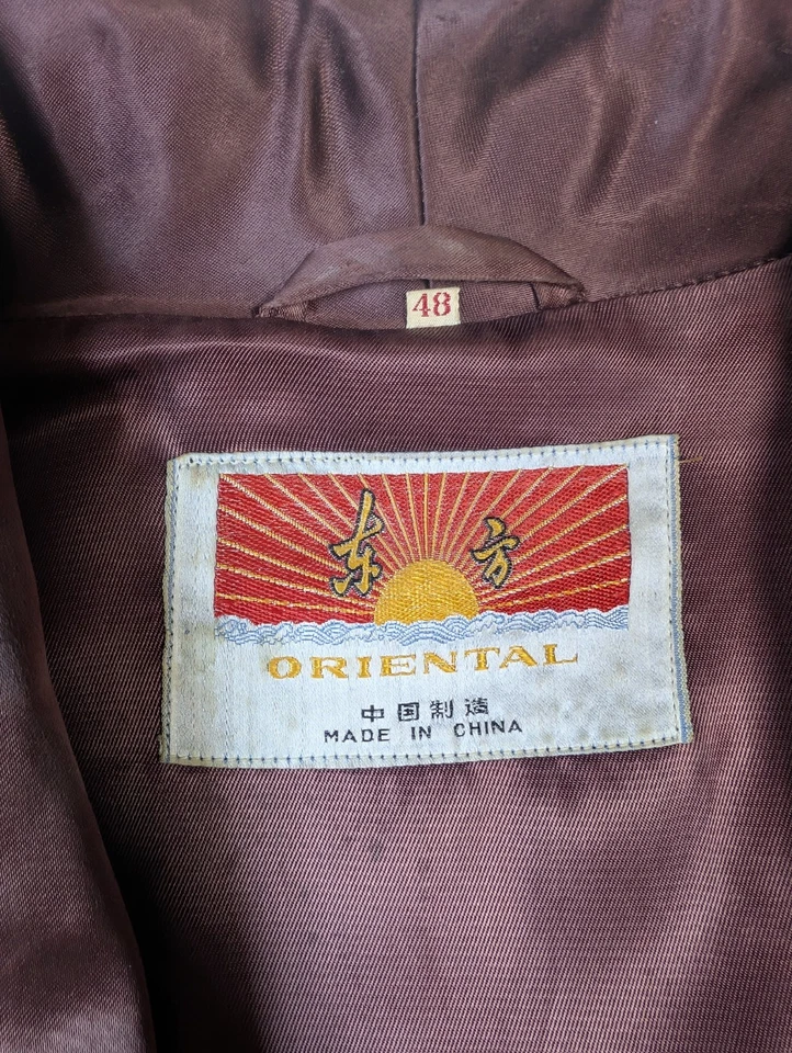Bata kimono de seda satinada marca oriental vintage marrón verde para hombre talla 48 Foto 3 de 4
