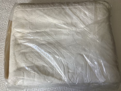 FIELDCREST KING SIZE (118x118in) “olde Virginia”BEDSPREAD IN ORIGINAL Packaging - Picture 14 of 19