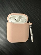 Apple AirPods 1st Generation In-Ear Headsets with Charging Case Only right works