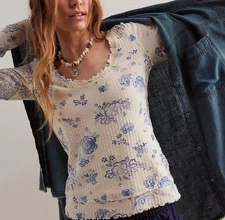 We The Free Clover Printed Thermal  Ivory Combo Blue Flowers Long Sleeve  Large 