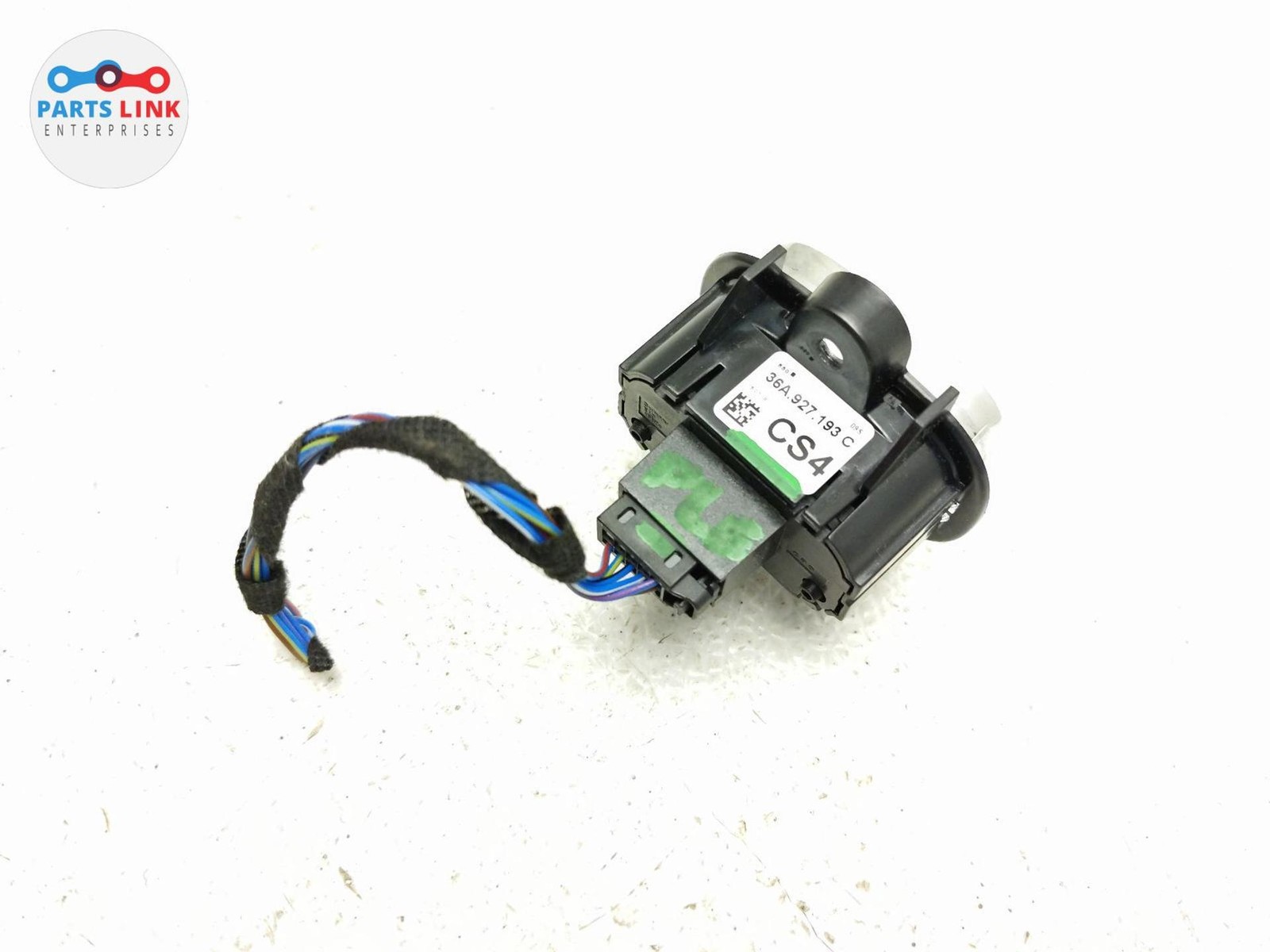 2016-20 BENTLEY BENTAYGA TRACTION CONTROL SWITCH BUTTON HARNESS PLUG ASSEMBLY 3K