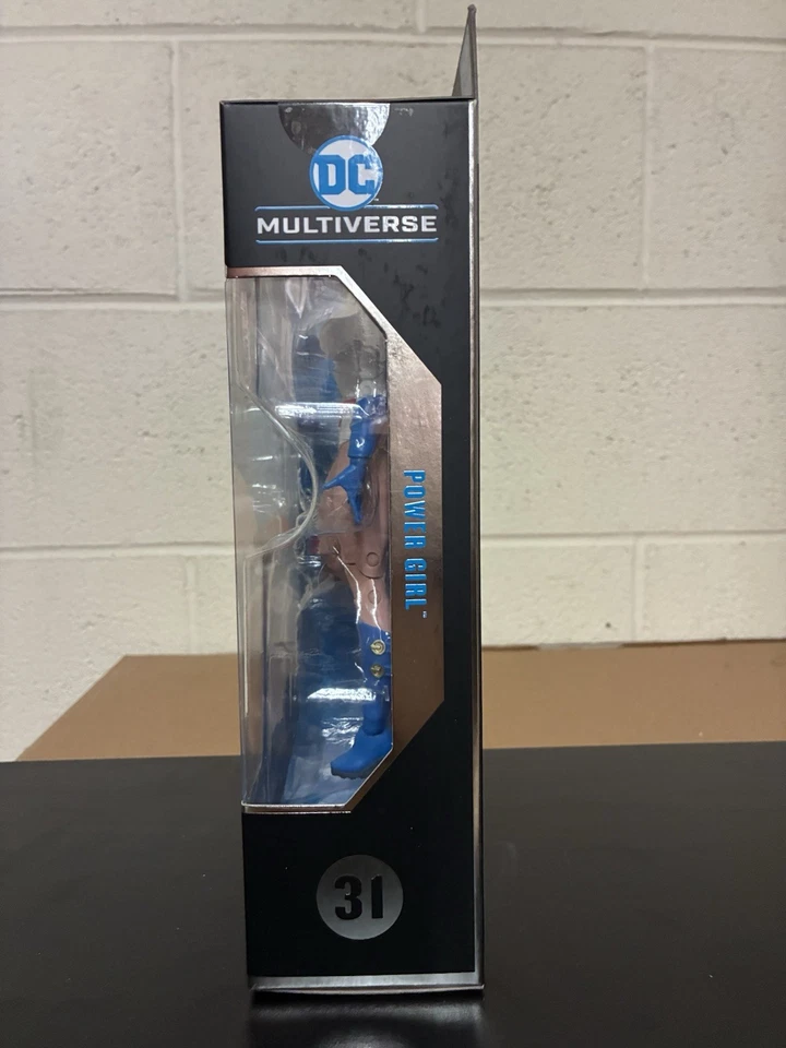 McFarlane Toys DC Multiverse Power Girl: Reborn 收藏版 #31 — 第 4/4 张图片