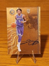 2017-18 Panini Opulence - Rookie Autographs De'Aaron Fox #116 Holo Gold /25 (RC)